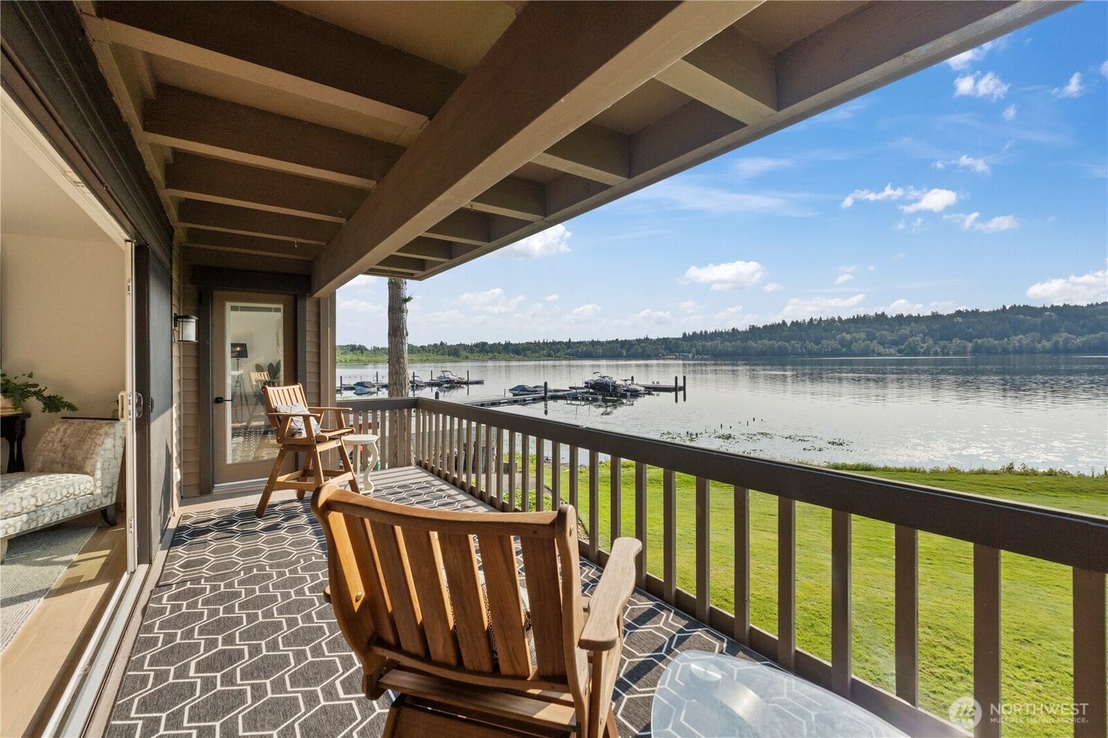 Property Photo:  17514 NE 40th Place J3  WA 98052 