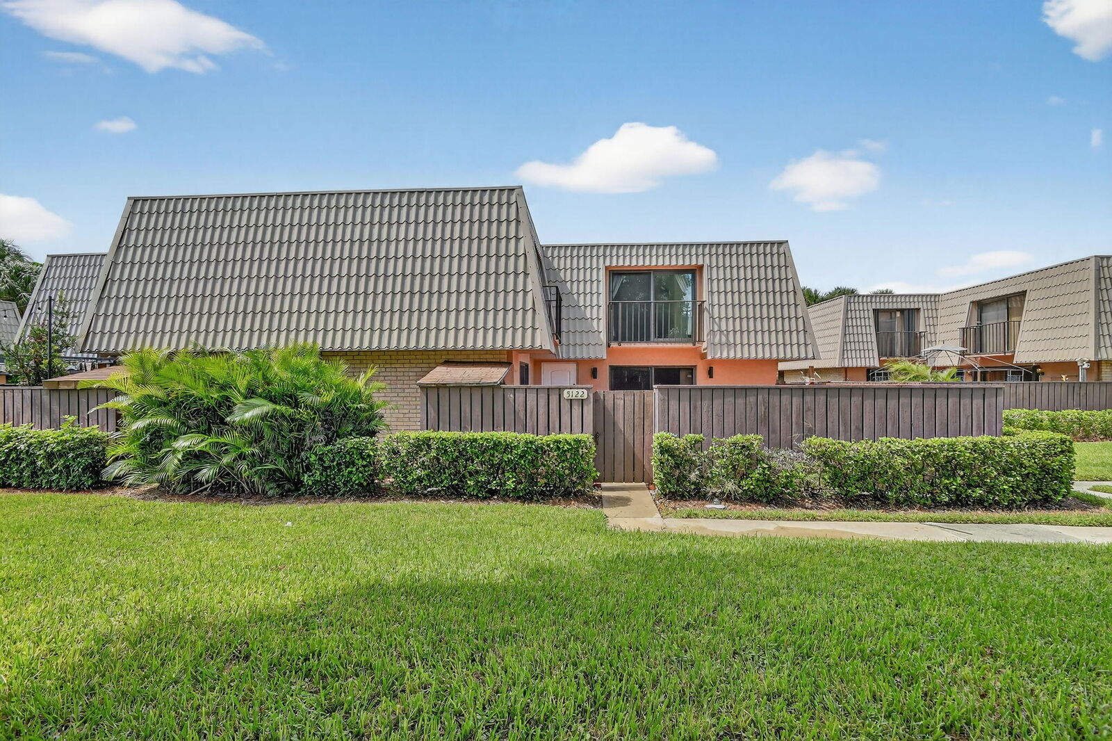 Property Photo:  5122 51st Way  FL 33409 