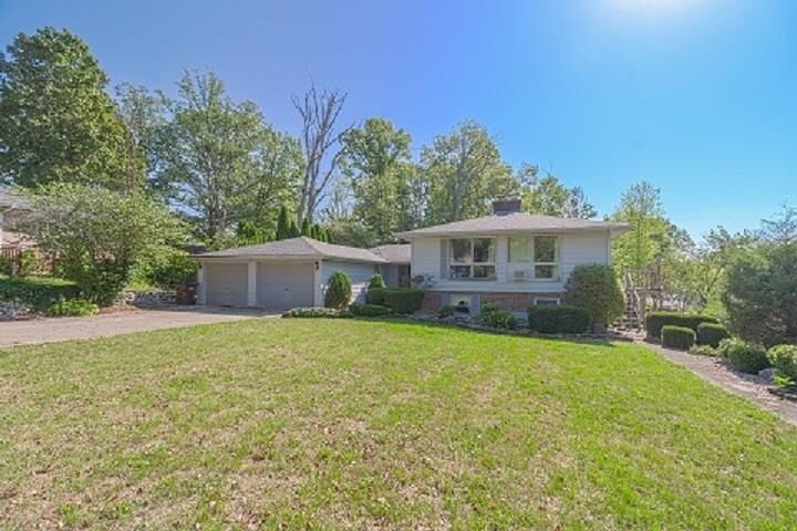 Property Photo:  710 W Parkway Drive  IN 47327 