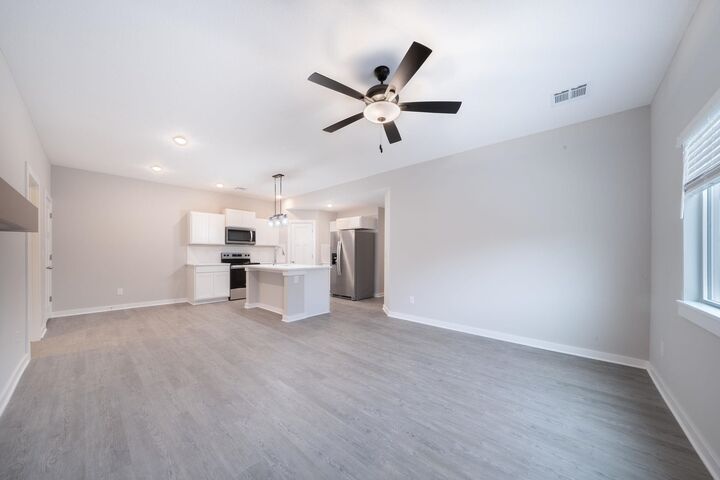 Property Photo:  16912 W Lawson St  KS 67052 