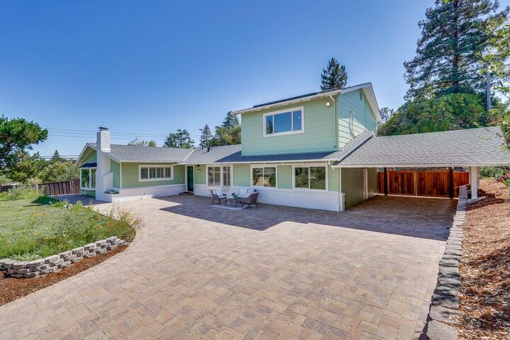 Property Photo:  1590 Vineyard Drive  CA 94024 