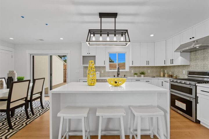 Property Photo:  1523 Ursula Way  CA 94303 