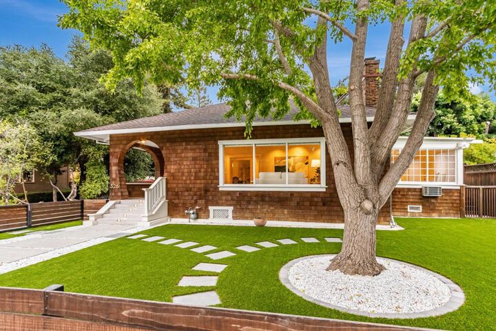 326 Addison Avenue  Palo Alto CA 94301 photo