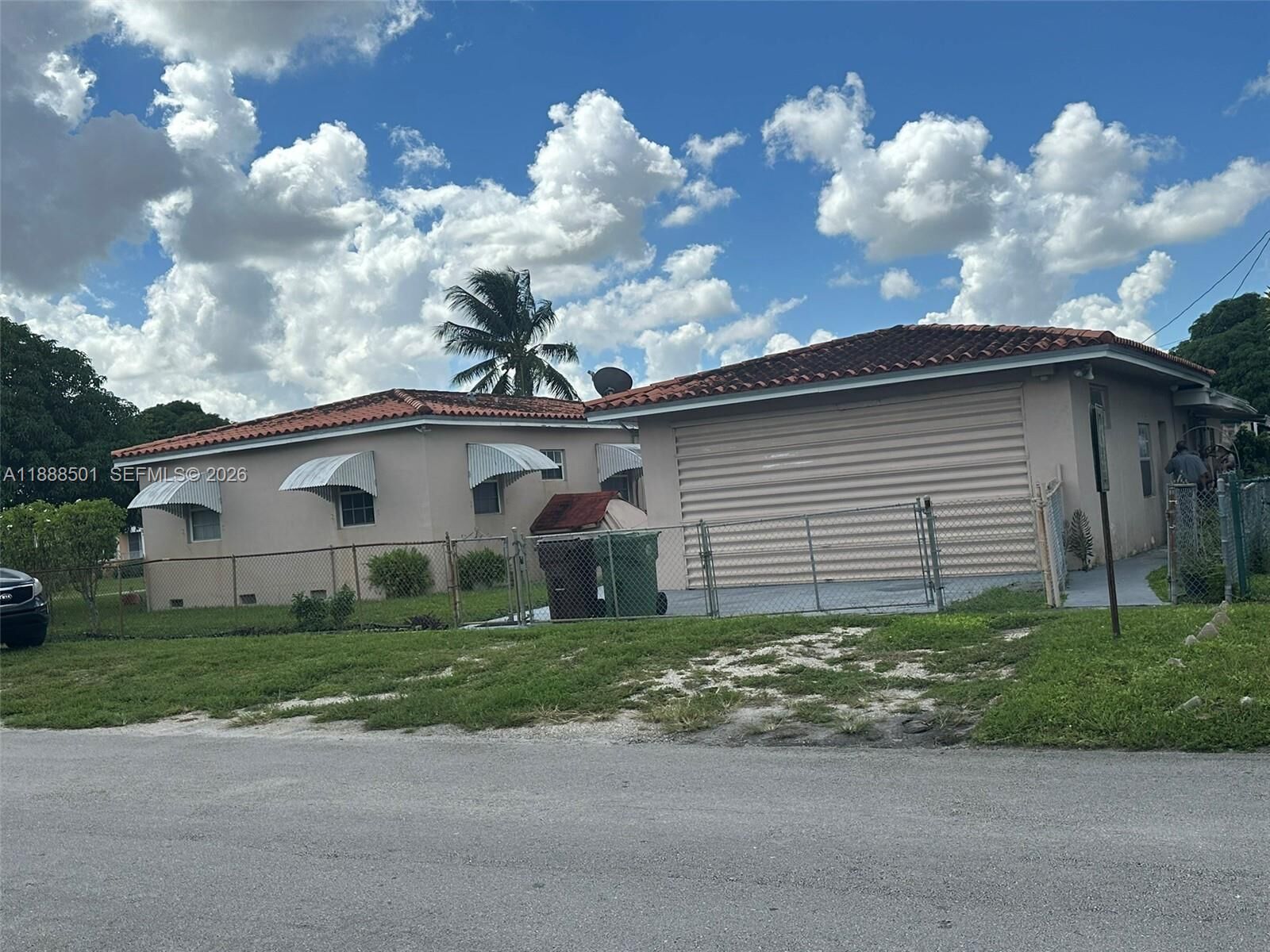 Property Photo: 265 W 55th St FL 33012