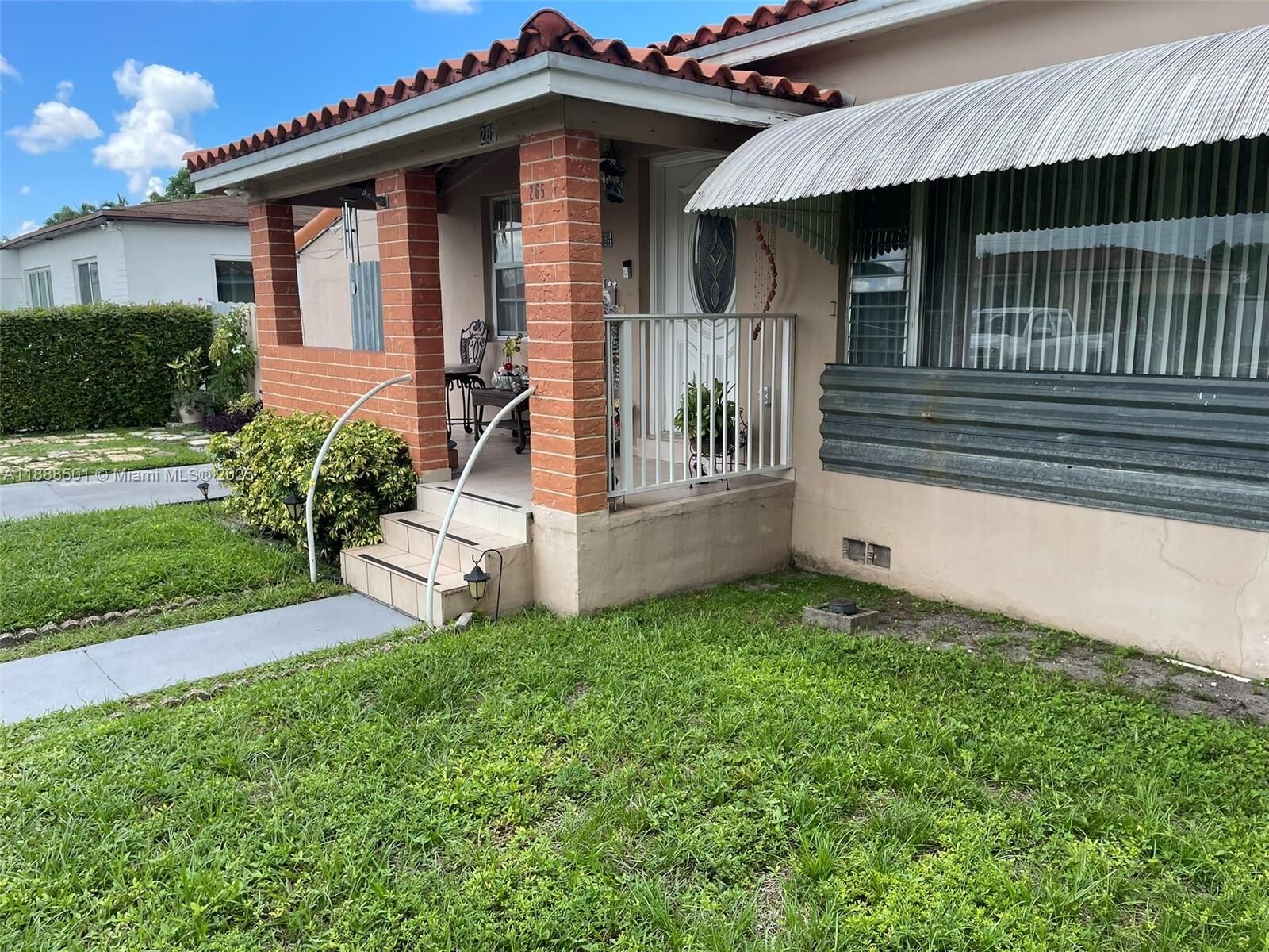 Property Photo:  265 W 55th St  FL 33012