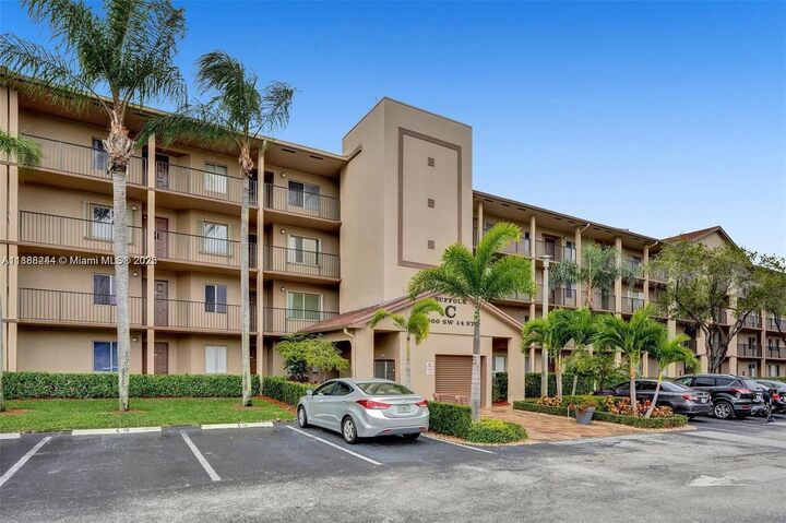 Property Photo: 13800 SW 14th St 409C FL 33027