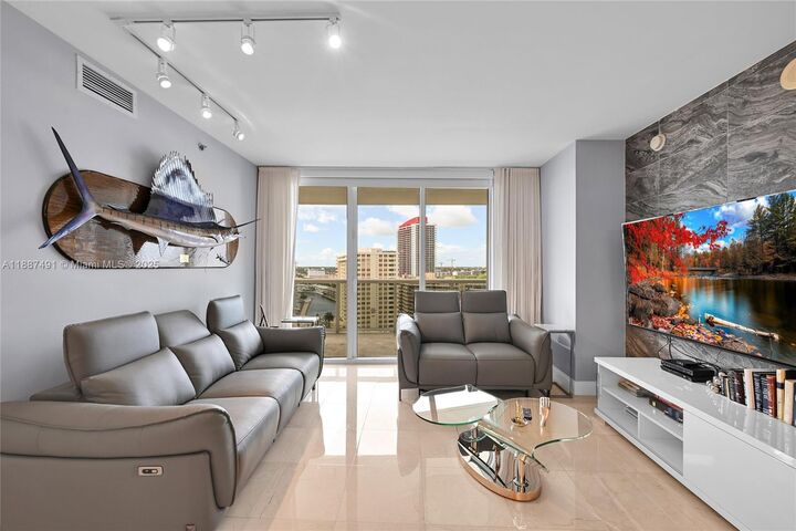 Property Photo:  1850 S Ocean Dr 1507  FL 33009 