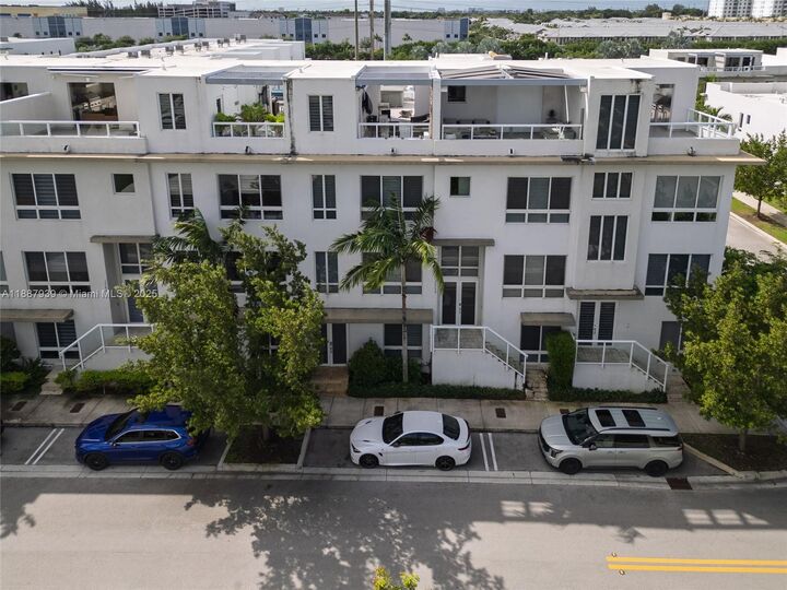 Property Photo:  10354 NW 64th St  FL 33178 