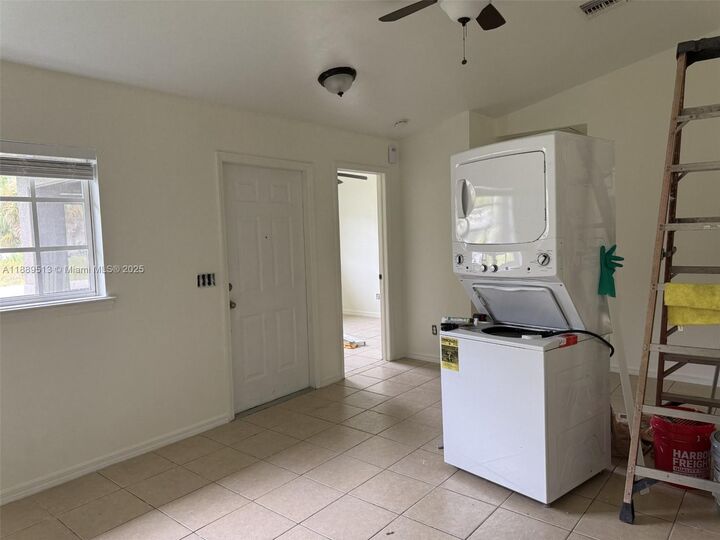 Property Photo:  4631 SW 29th St 0  FL 33973 