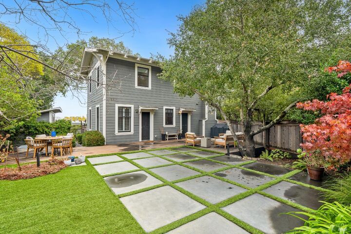 Property Photo:  310 Redwood Avenue  CA 94925 