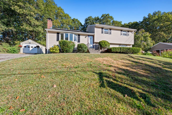 Property Photo:  18 Timber Hill Road  CT 06062