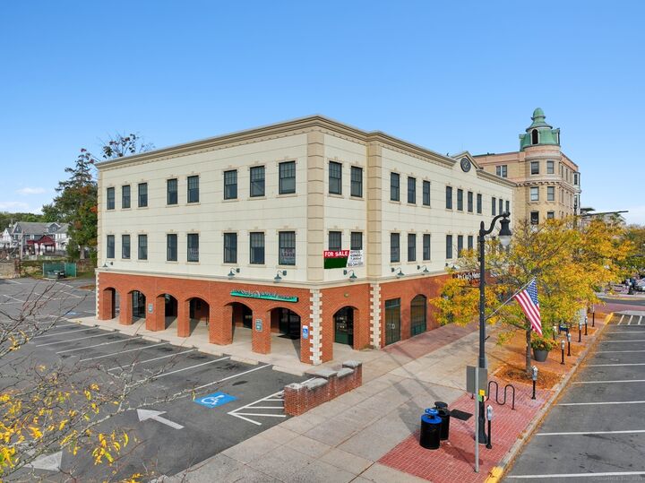 575 Main Street Ste 2  Middletown CT 06457 photo