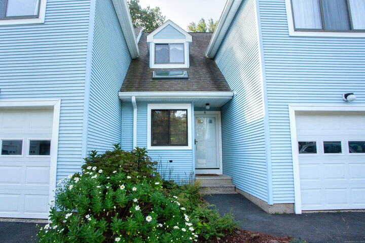 Property Photo:  6 Cypress Trail 6  CT 06032 
