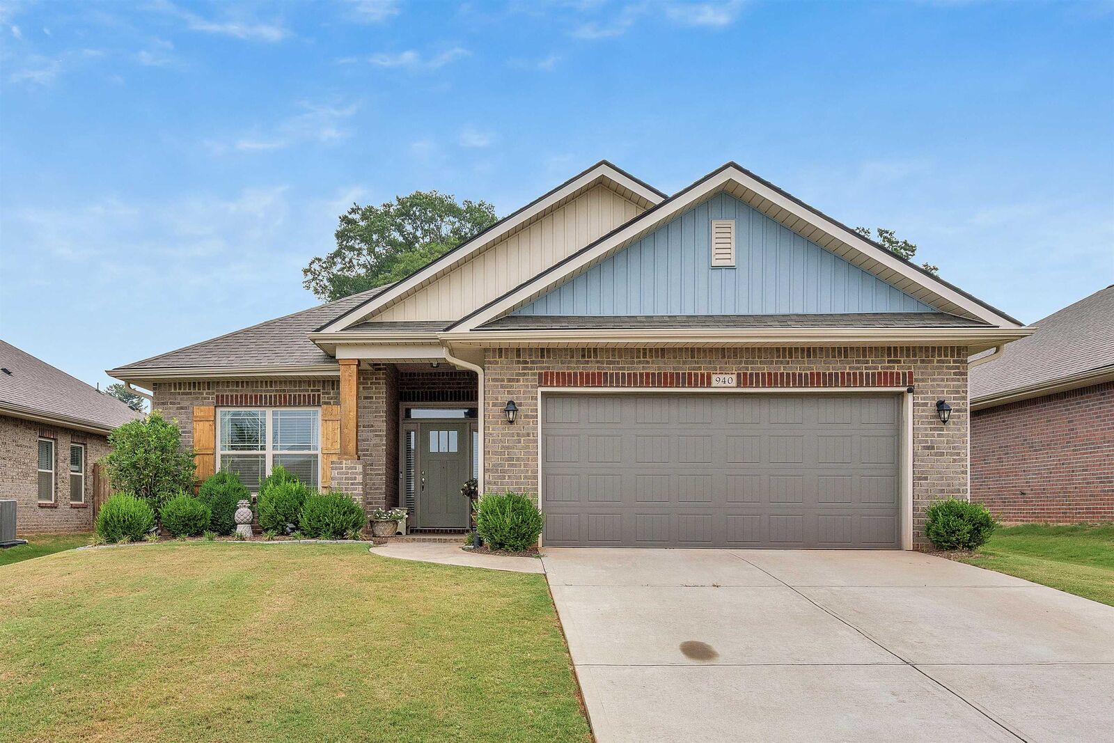 Property Photo:  940 Ravenfield Drive  SC 29334 