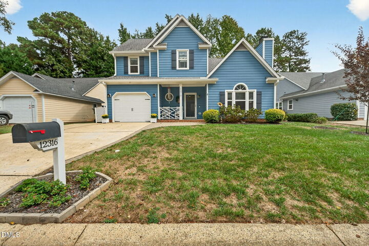 Property Photo: 12316 Inglehurst Drive NC 27613
