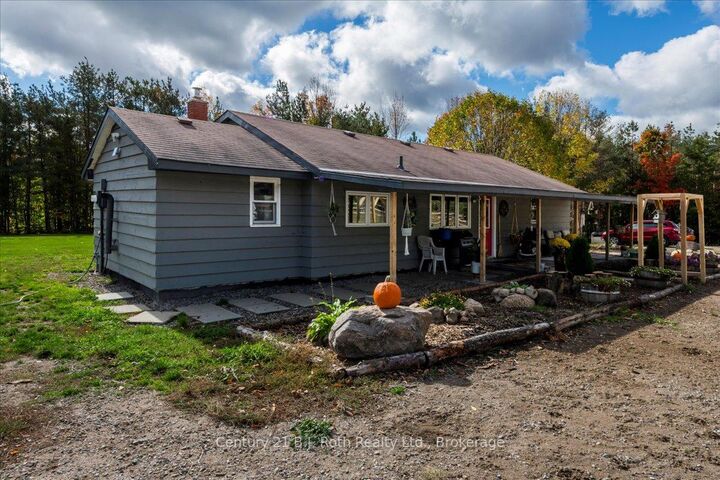 Property Photo: 2286 Flos Ten Road E ON L0L 1P0