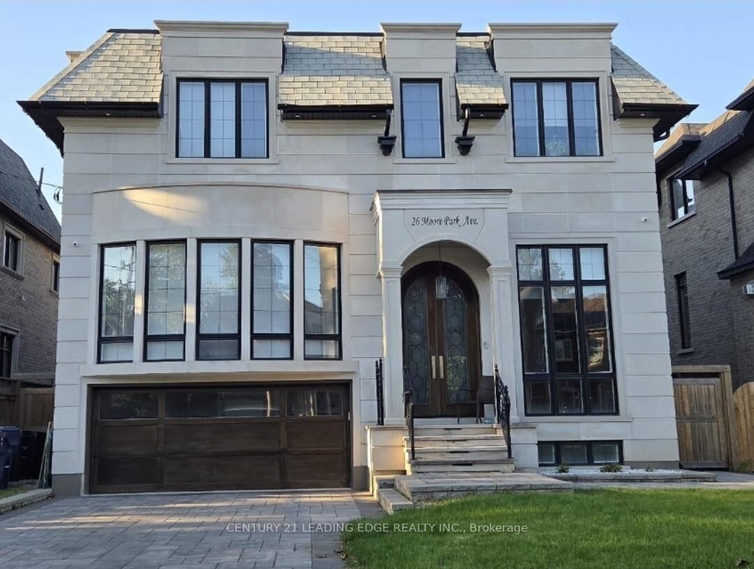 Property Photo: 26 Moore Park Avenue ON M2M 1M9