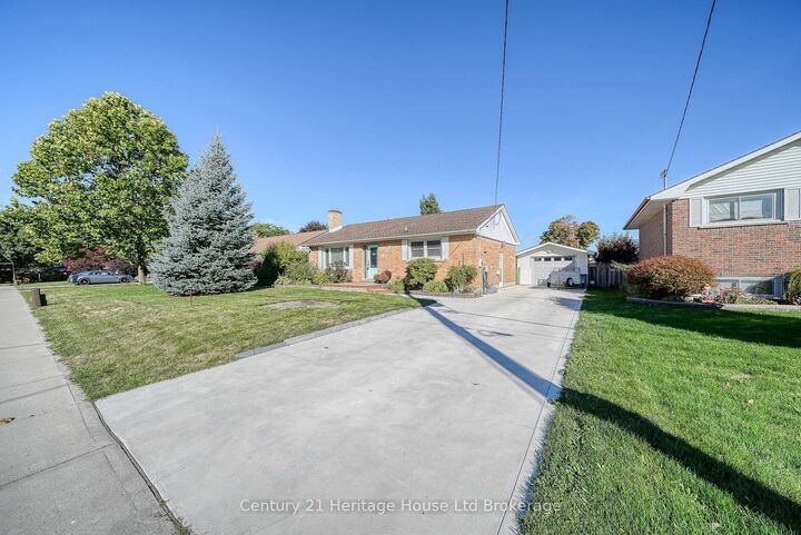 Photo de la propriété: 1061 Elora Road ON N4S 5L9