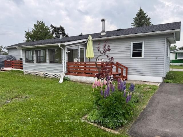 1 Orr Drive  Oro-Medonte ON L3V 0P9 photo