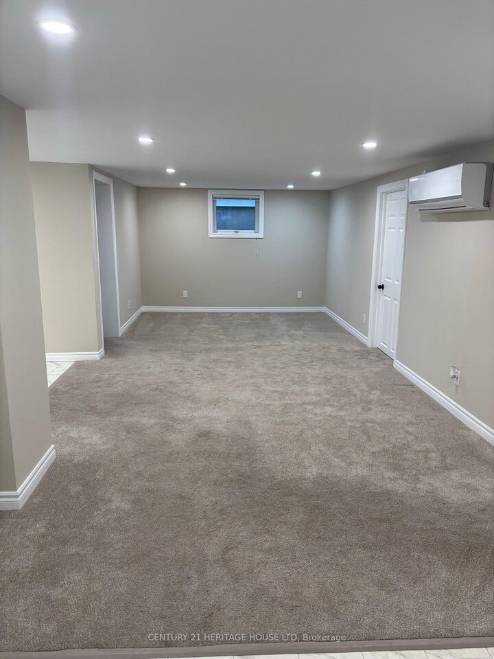 Property Photo:  11 Barnes Street  ON N5R 2V3 