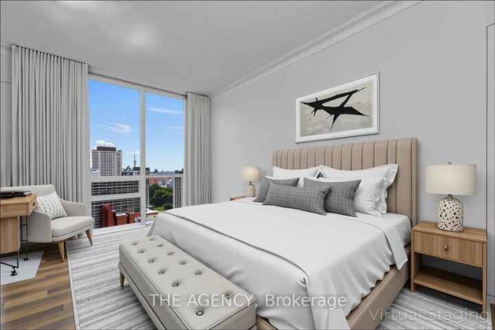 Property Photo:  70 Roehampton Avenue Ph15  ON M4P 1R2 