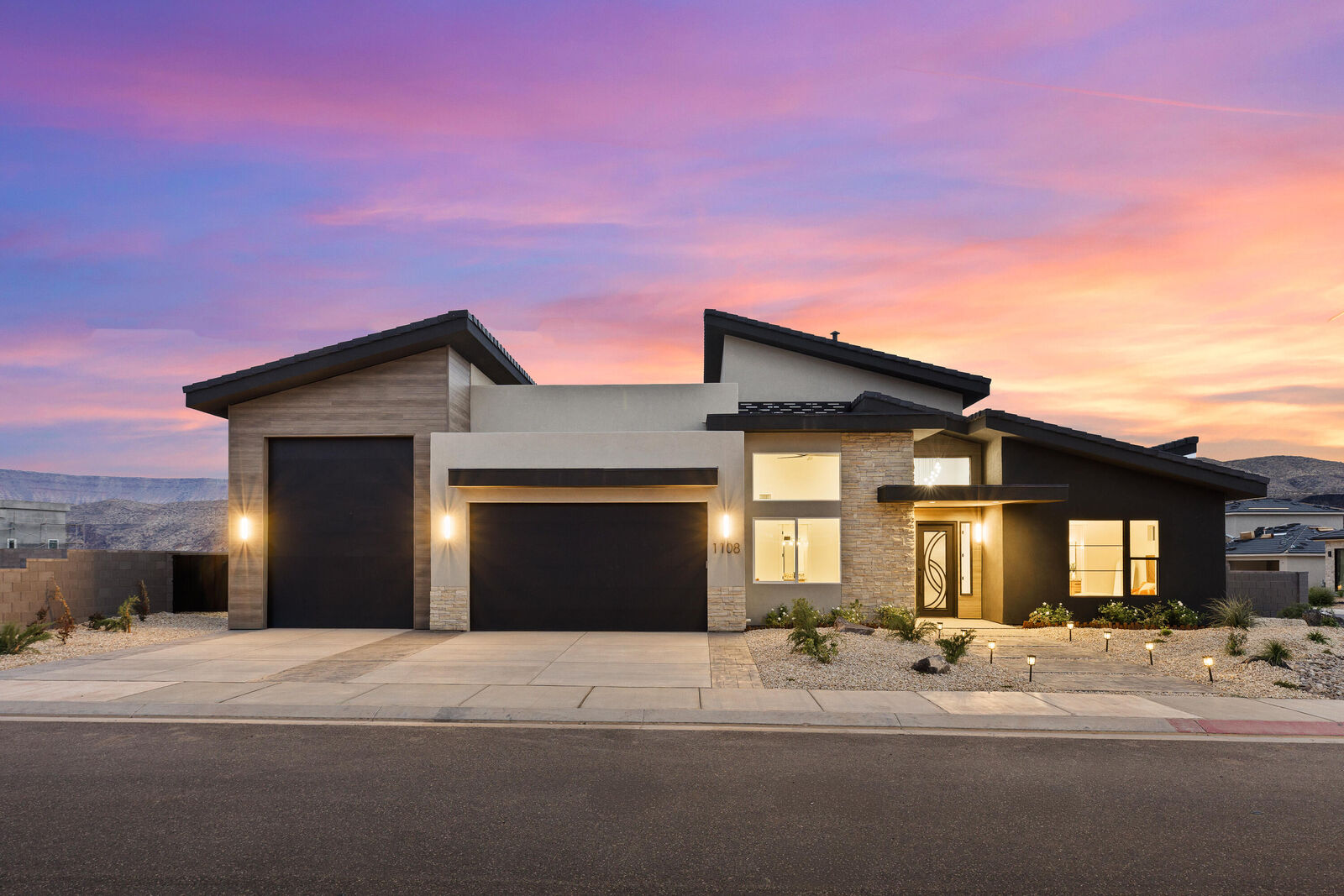 Property Photo: 1108 N Florence Cir UT 84737