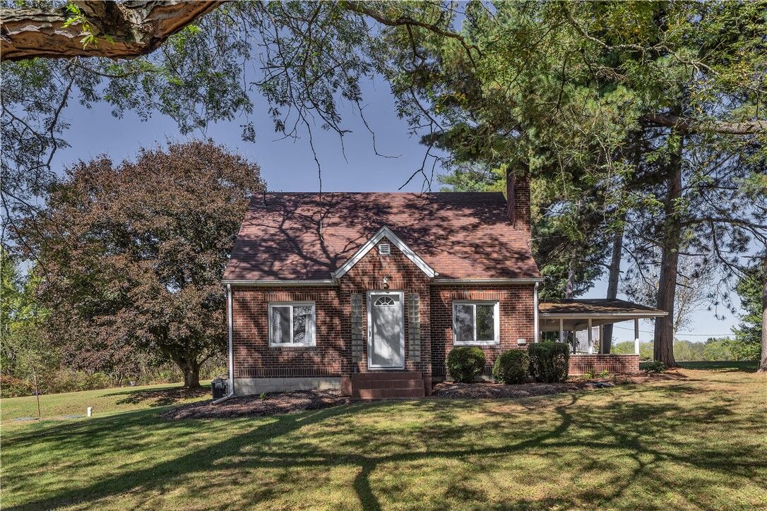 Property Photo: 169 Brandon Rd PA 16057