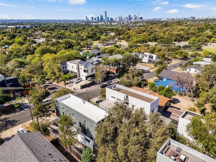 Property Photo: 4712 Reyes Street 1 TX 78721