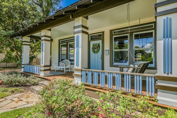 Property Photo:  5412 Aurora Drive  TX 78756 