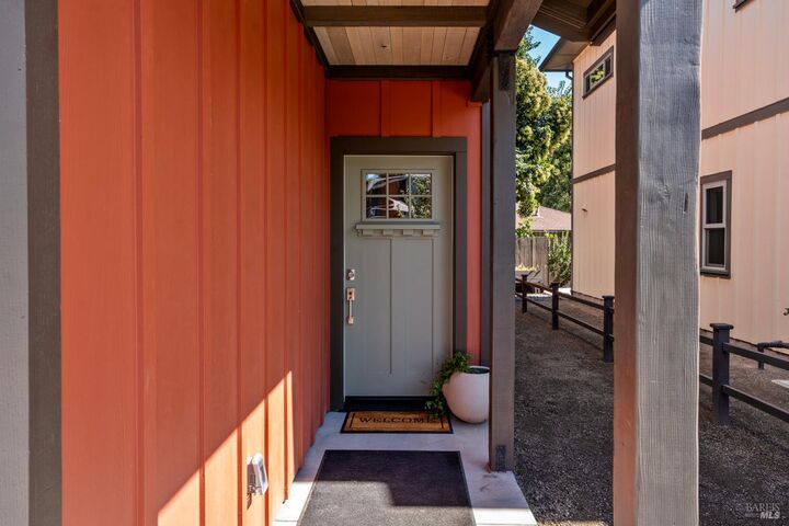 Property Photo: 625 Myron Street CA 95482