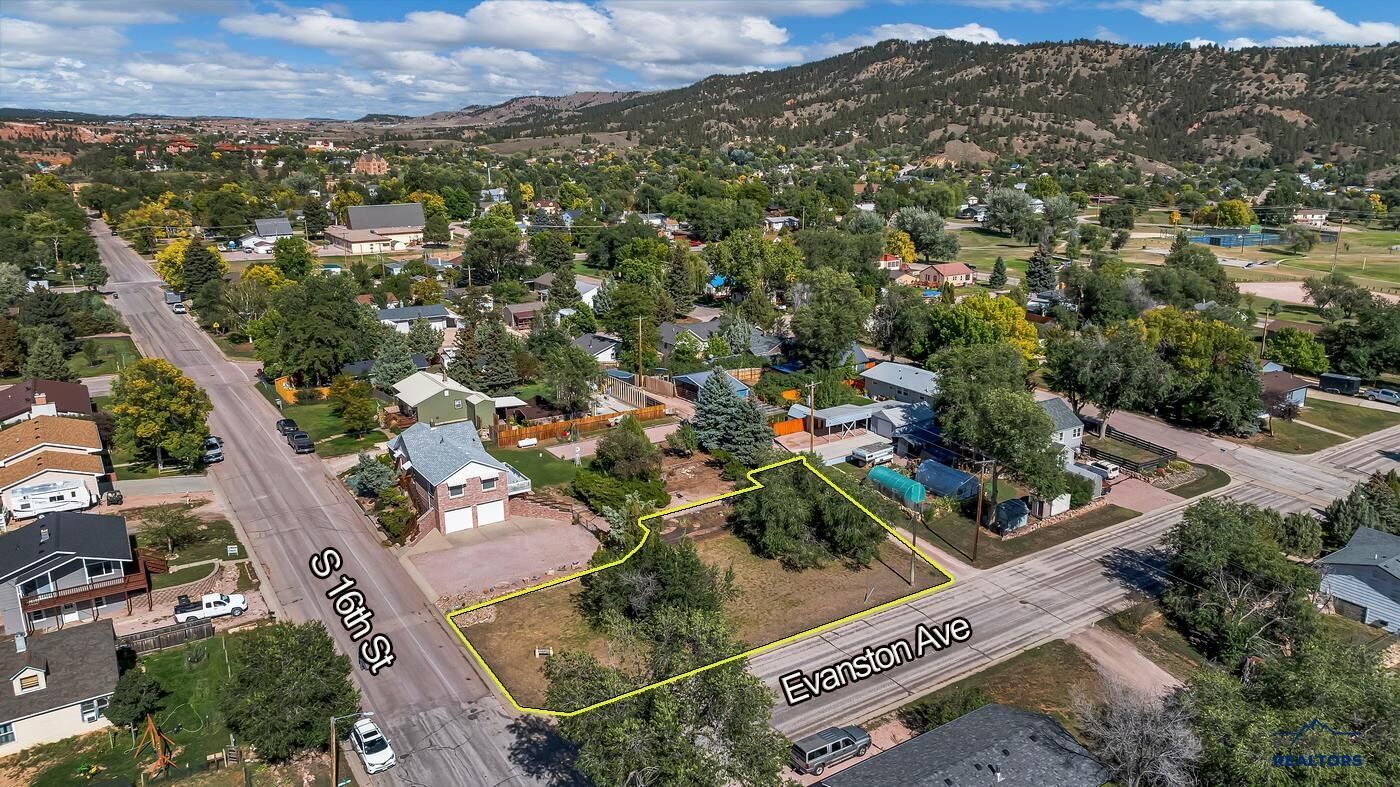 Property Photo:  Lot 2 S 16th St 537 S 16th St  SD 57747 