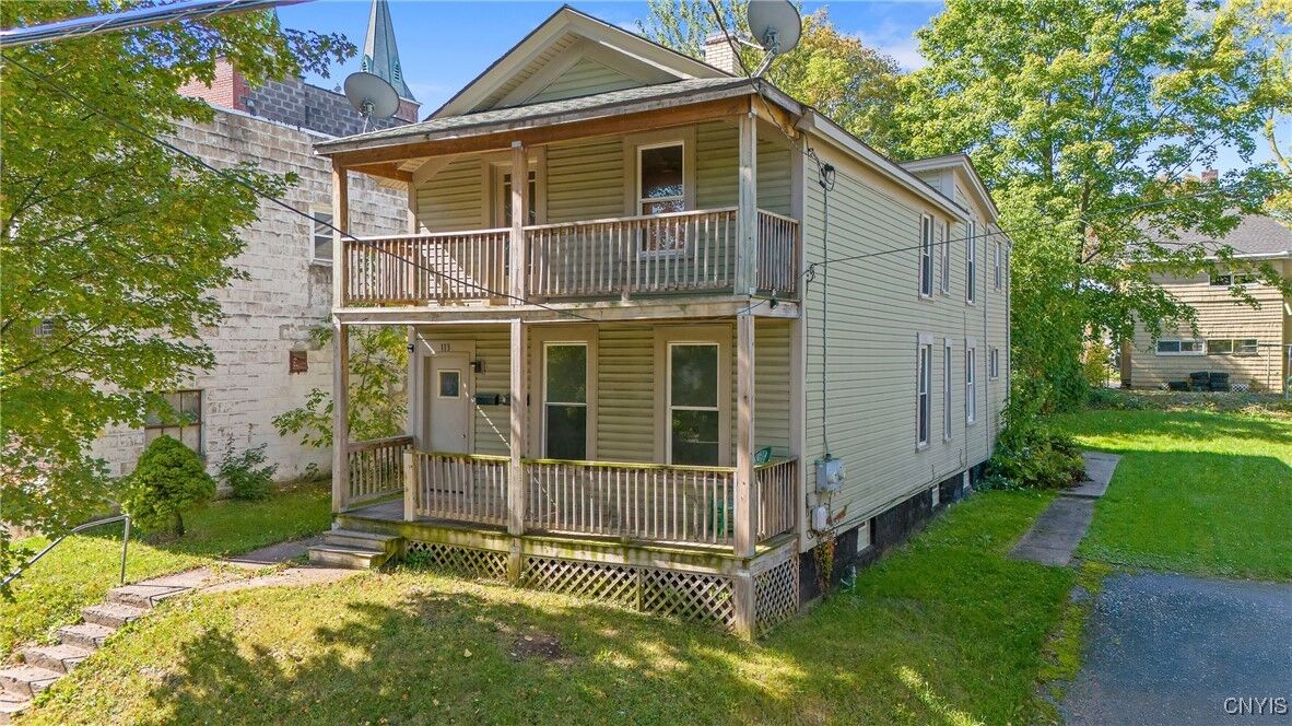 Property Photo:  113 Grumbach Ave  NY 13203 