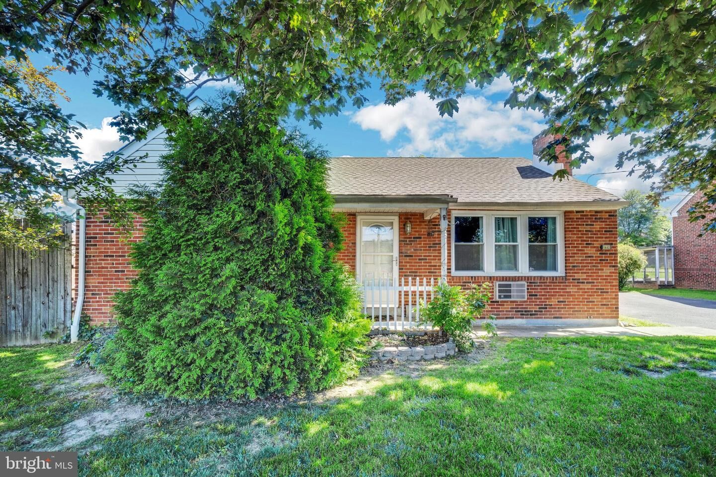 Property Photo:  1443 Rhawn Street  PA 19111 