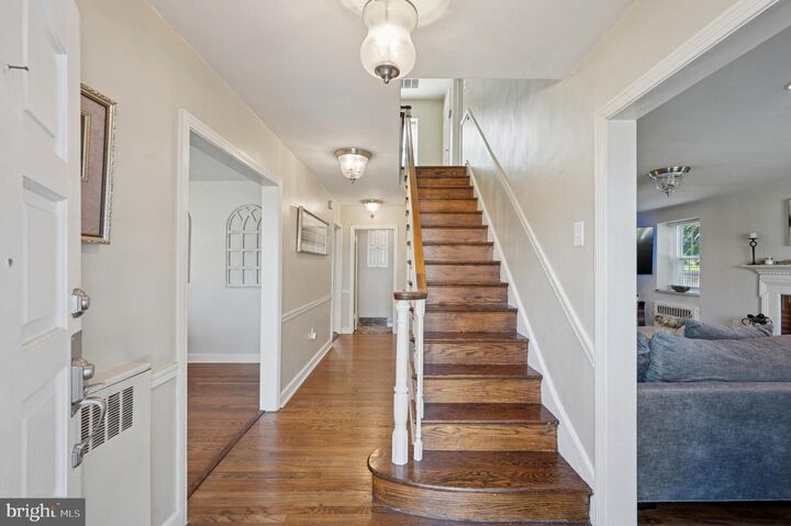 Property Photo:  1025 Shadeland Avenue  PA 19026 