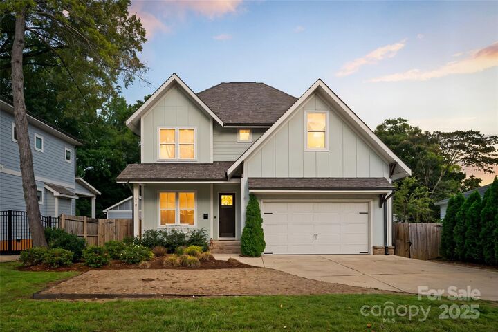 1614 Chatham Avenue  Charlotte NC 28205 photo