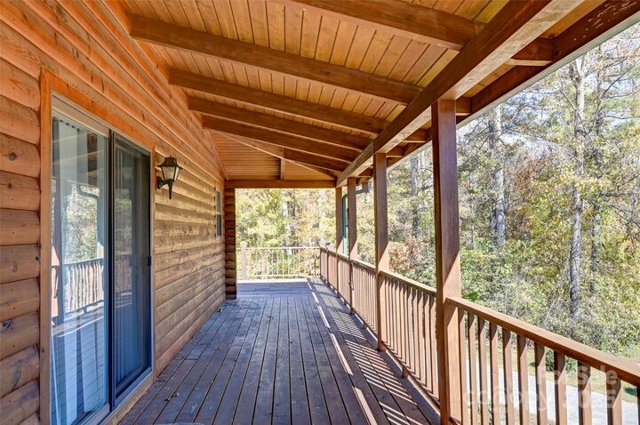 Property Photo: 80 Oak Meadow Lane NC 28792