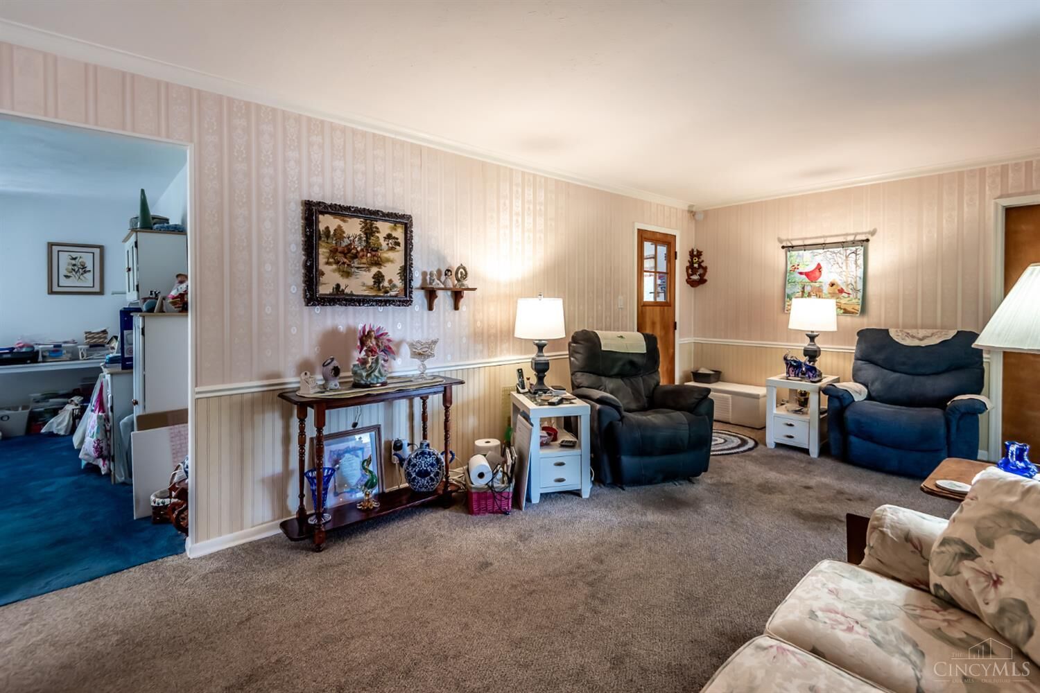 Property Photo: 1105 Mockingbird Lane OH 45036