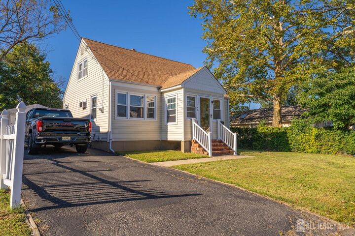 Property Photo:  146 Orchard Avenue  NJ 08879 