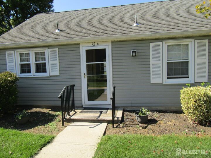 72 Amherst Lane A  Monroe NJ 08831 photo