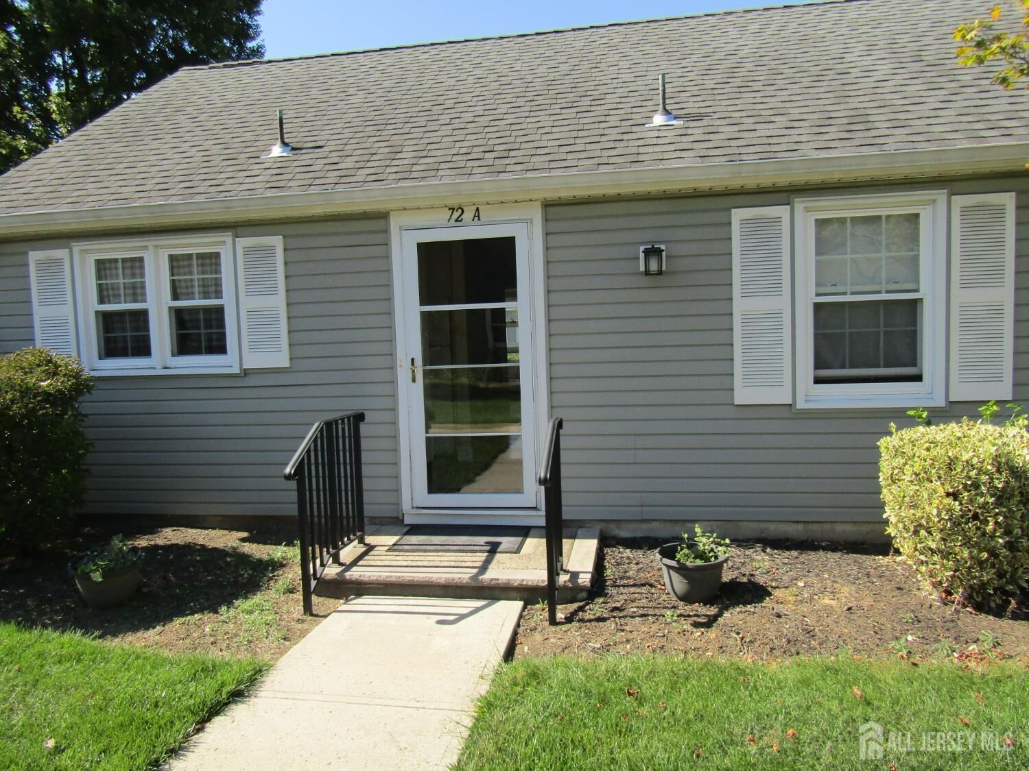 Property Photo:  72 Amherst Lane A  NJ 08831 