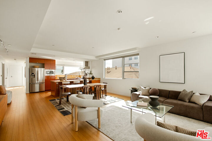 Property Photo: 8265 Fountain Ave CA 90046