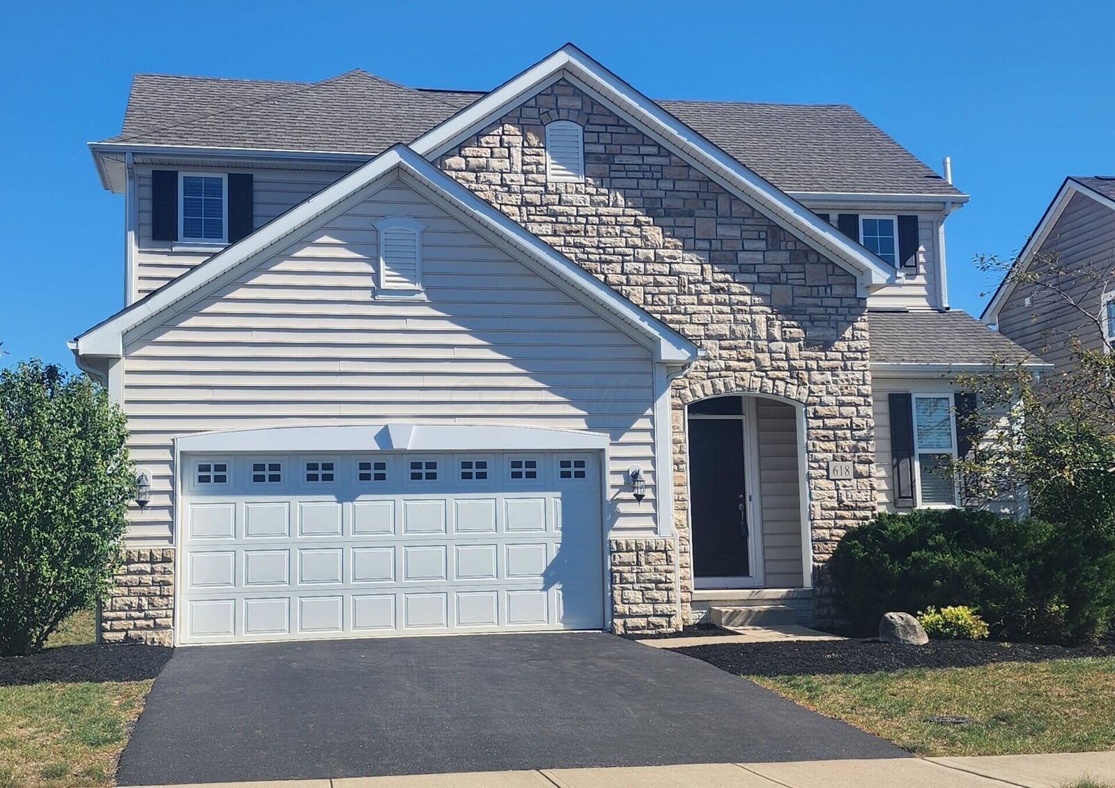 Property Photo:  618 Sandhill Court  OH 43015 