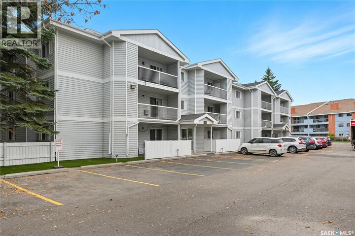Property Photo:  107 309B Cree Crescent  SK S7K 7Y3 