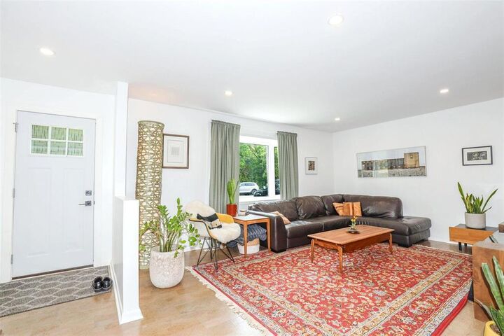 Property Photo: 565 Buckingham Road MB R3R 1B9