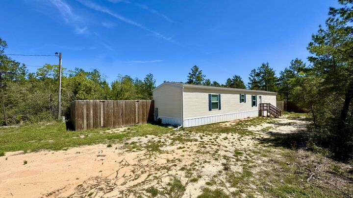 Property Photo:  18 Daffodil Court  FL 32433 