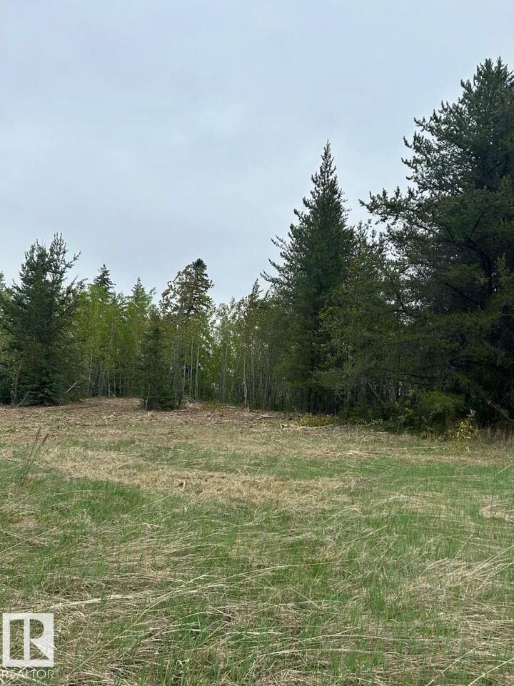 Property Photo:  26414 Twp Road 515 A  AB T7Y 1E3 