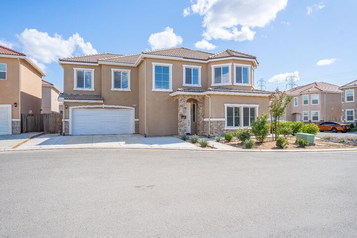 Property Photo:  4430 W Langden Drive  CA 93722