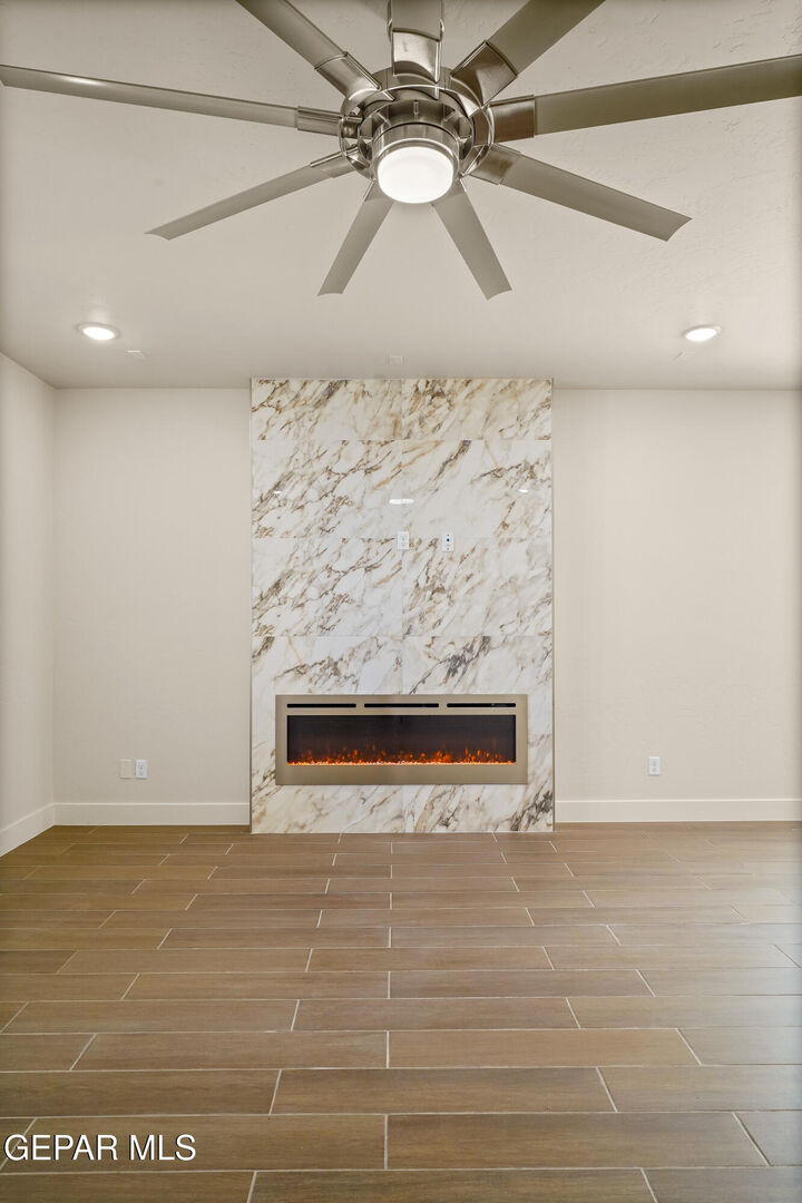 Property Photo: 7409 Norte Mesa Ln Lane TX 79934