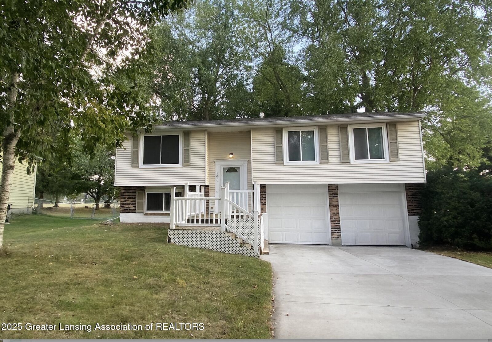 Property Photo:  501 Bluebell Drive  MI 48911 