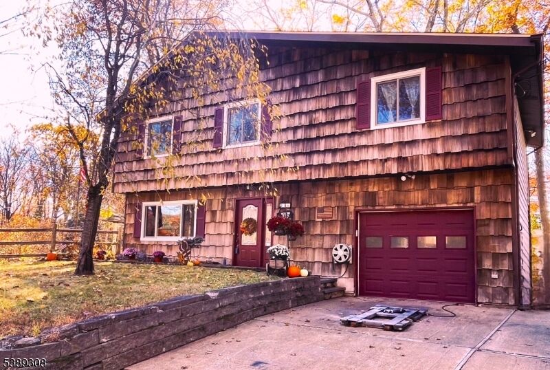 Property Photo:  25 Longhouse Dr  NJ 07421 